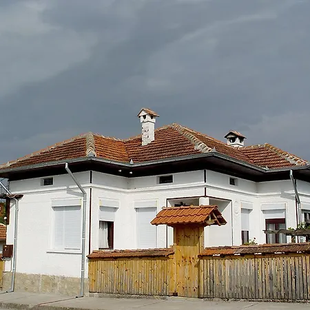 Grandpa's House * Ruhovtsi